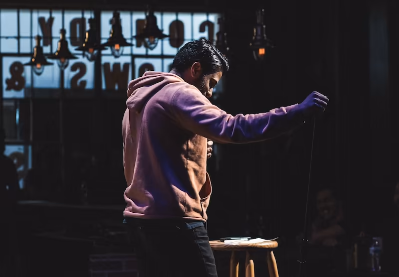 Stand-Up 201 Class Stand-up comedian doing new material on stage in Santa Monica